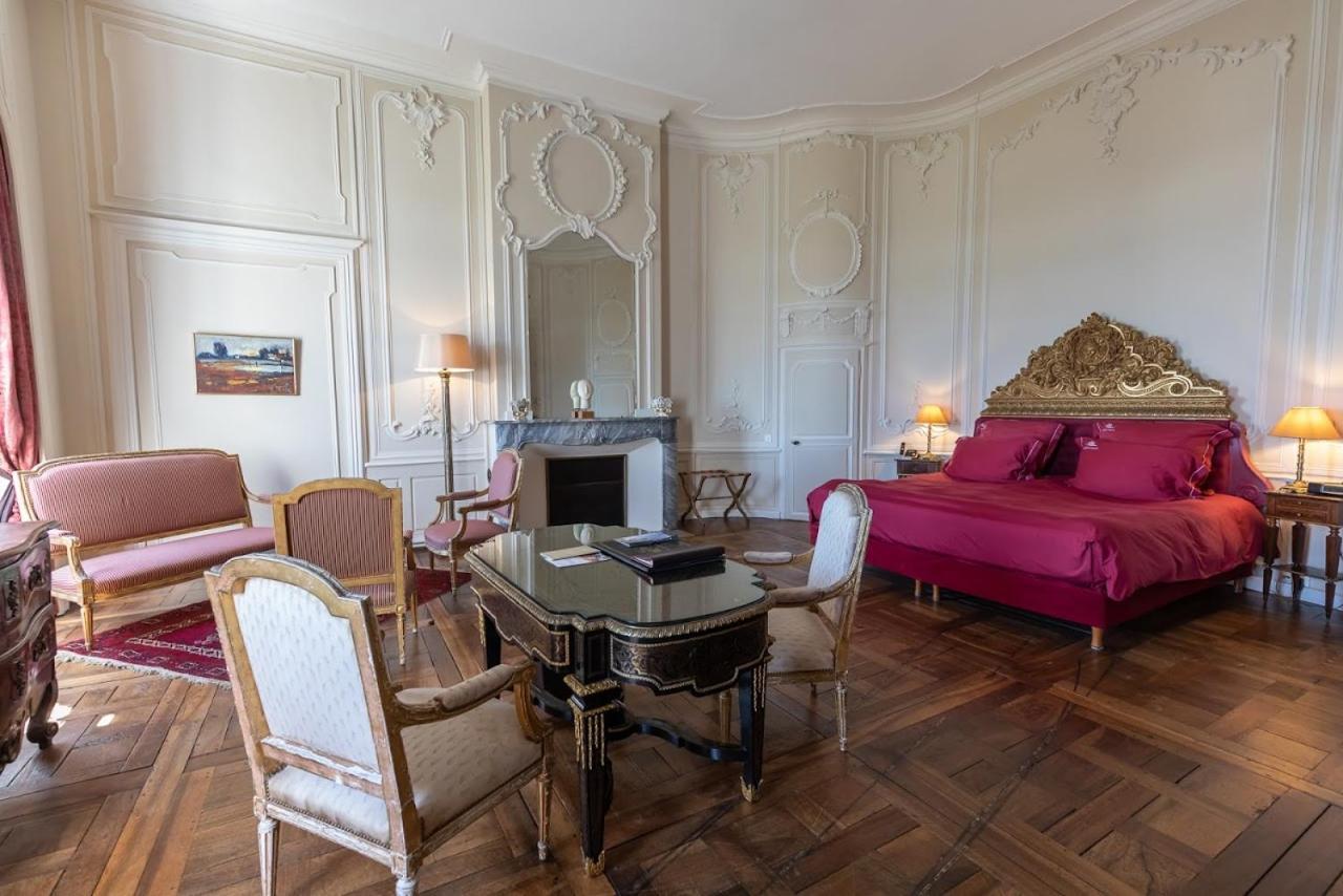 Chateau De Mercuès Exteriör bild